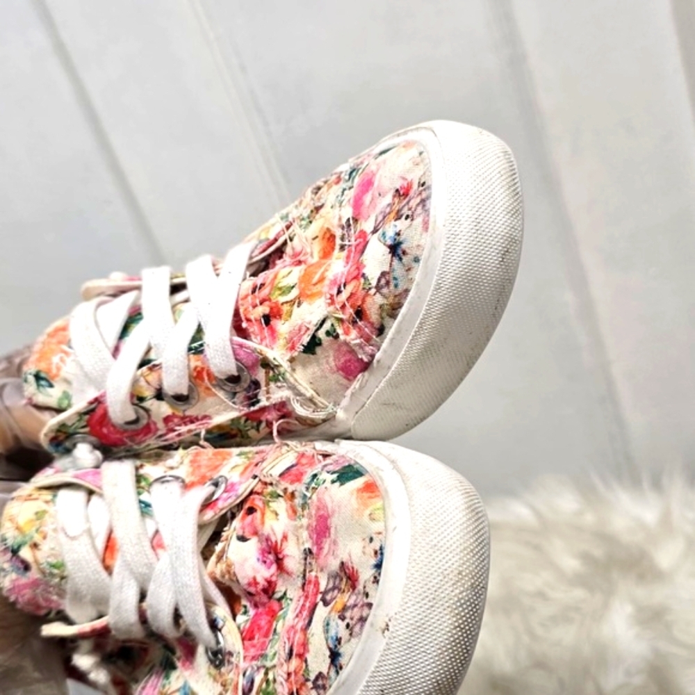 Blowfish Malibu Maxine flower fest Sneakers🌴 - Picture 6 of 7